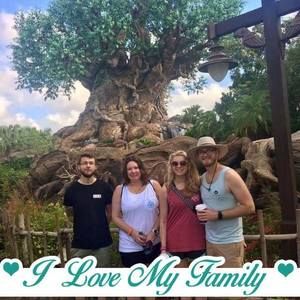 Meet your Posher, Claire